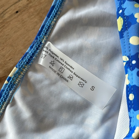 NWT SHEIN Floral Tie Front Bikini Small - Picture 3 of 8